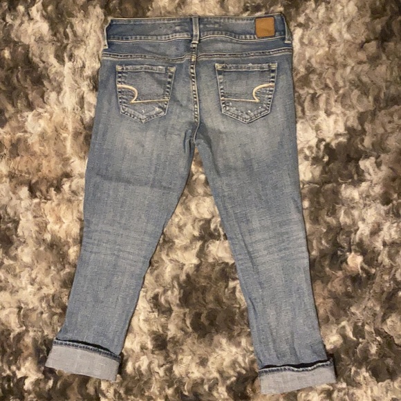 American Eagle distressed Artist crop jeans - Picture 4 of 5